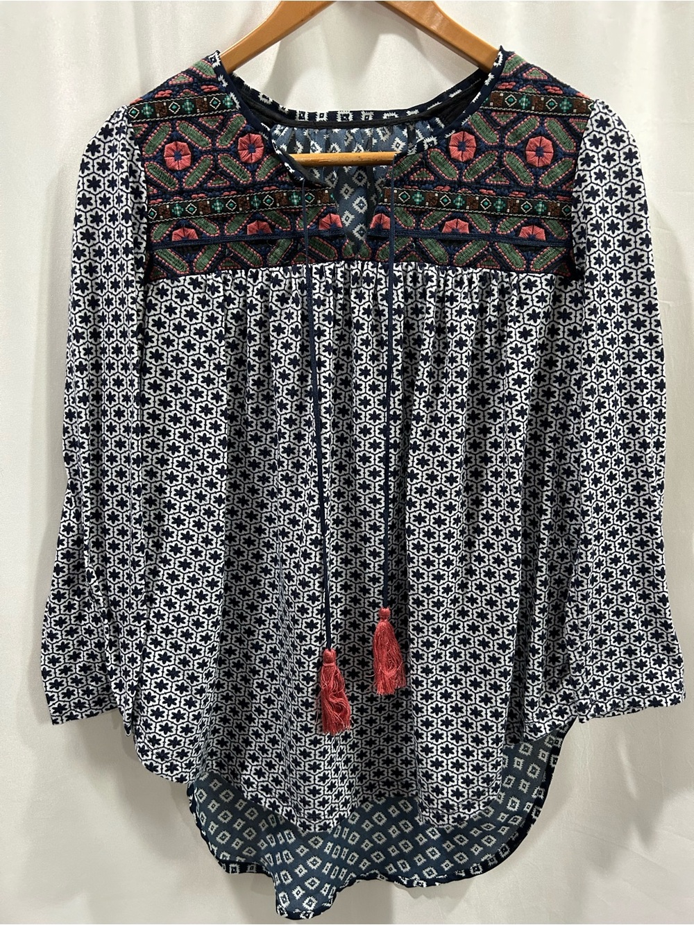 LN Ezra Cuballa Navy Tunic with Coral Embroidered Yoke